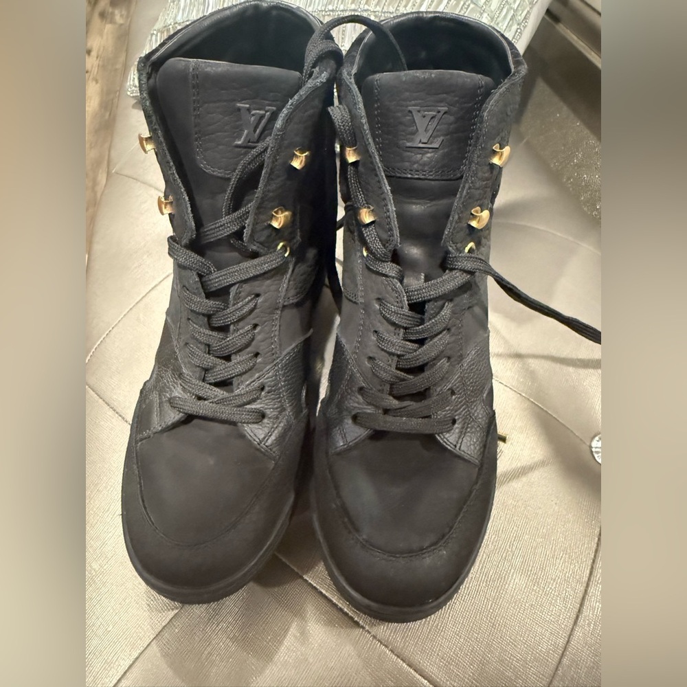 🔥24HR SALE🔥 Authentic Louis Vuitton WedgeBlack High-Top monogram Sneakers - Picture 11 of 13